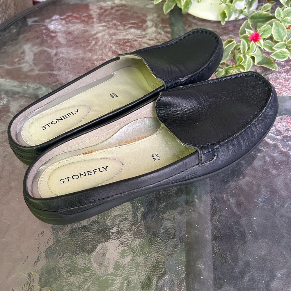Stonefly | NWOT leather loafers slippers | size 7